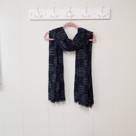 BUNDLE of 4 Lovely Scarfs/Wraps/Shawls - Picture 6 of 9